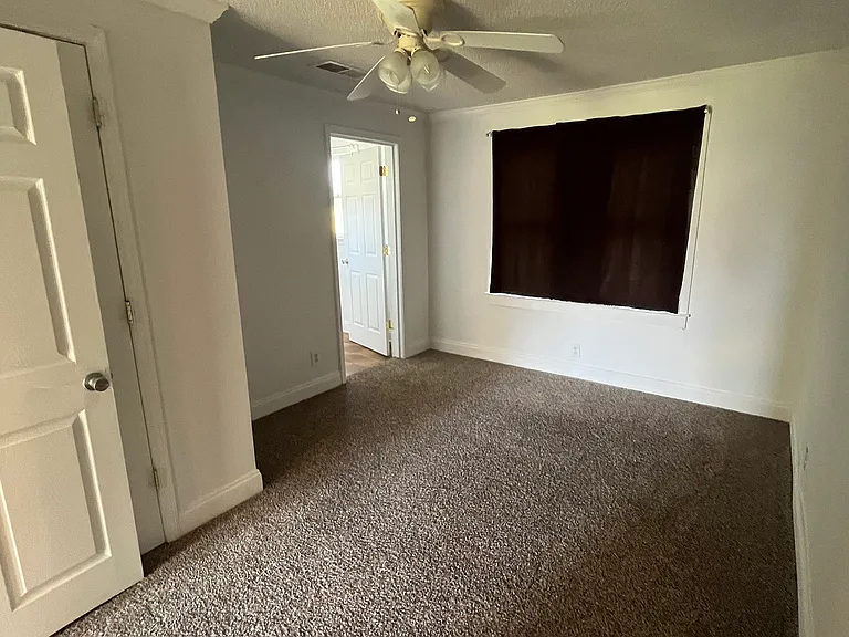 937 Red Fox Rd — Photo 16