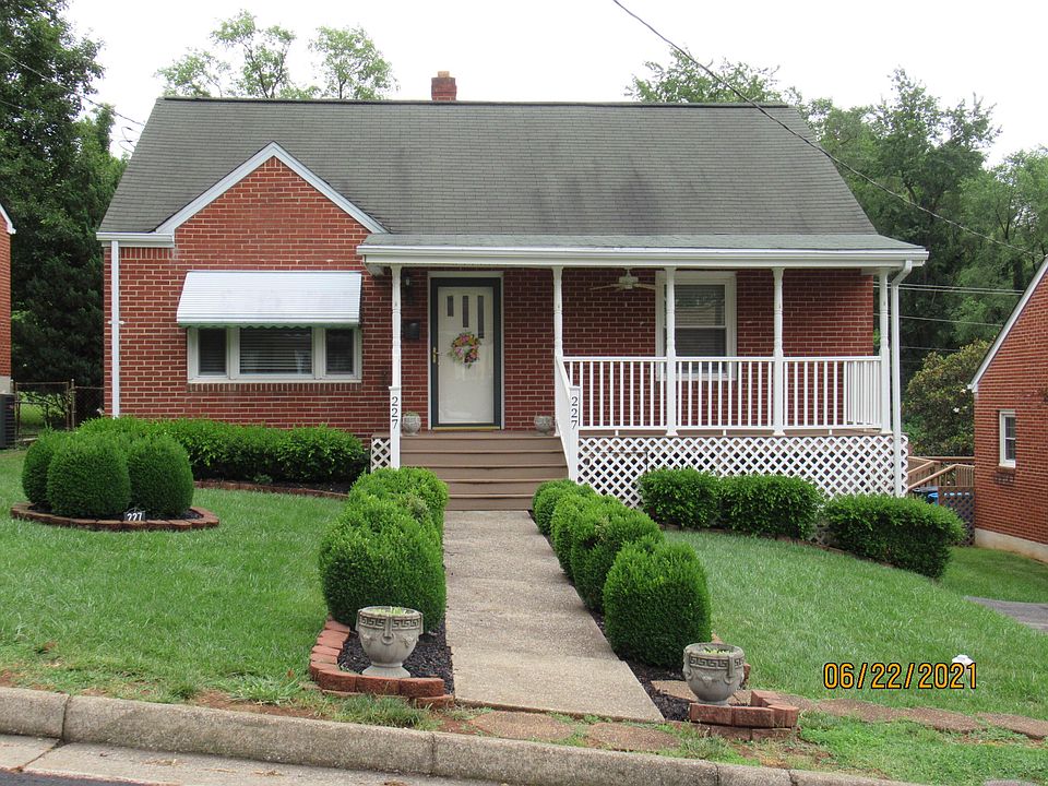 1st image of 227 Wentworth Ave NE