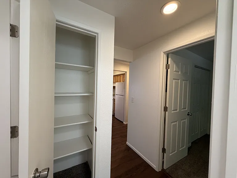 3414 S Grand Blvd — Photo 12