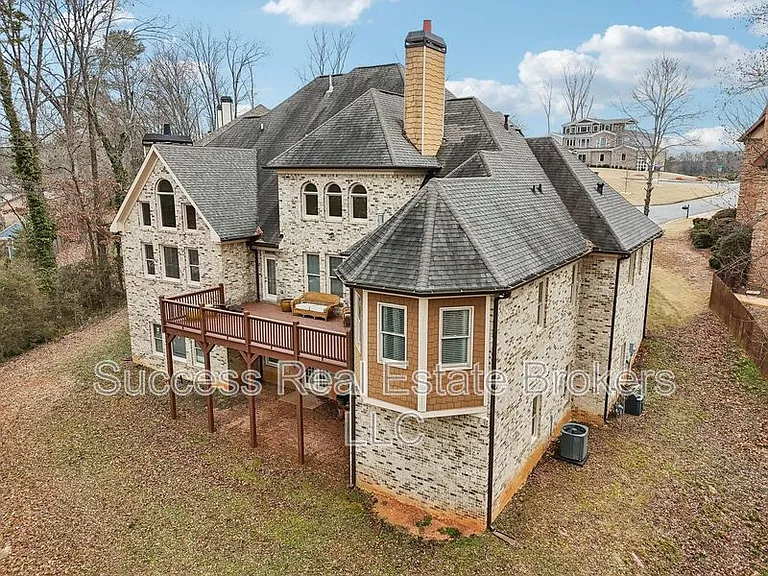 343 Summer Garden Dr — Photo 106