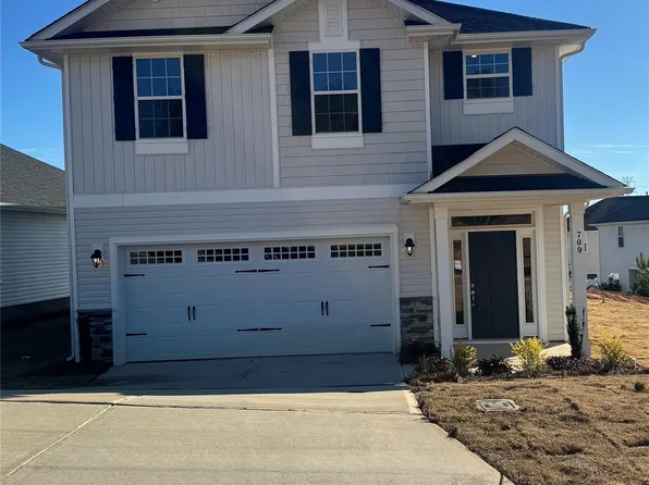 712 Inwood Hill Dr #11, Gastonia, NC 28056