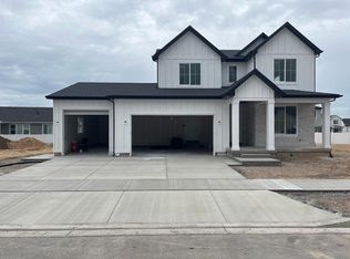 261 N Pegasus Ave, Mapleton, UT 84664