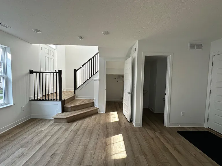 9321 Benton Dr — Photo 10