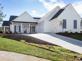 157 Greenway Ln, Madison, MS 39110