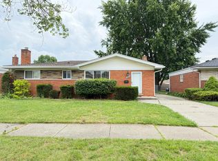 11522 Gerald Dr, Warren, MI 48093