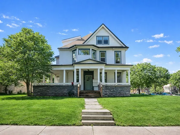 1100 5th St SE APT 1, Minneapolis, MN 55414