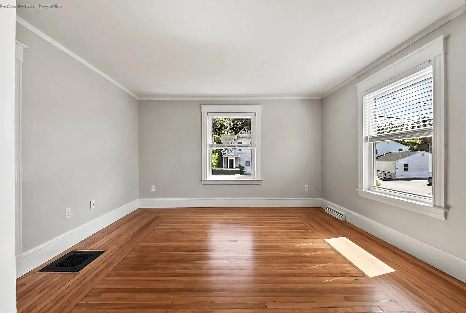 2 bed, 1.0 bath, $2,700 — Photo 3