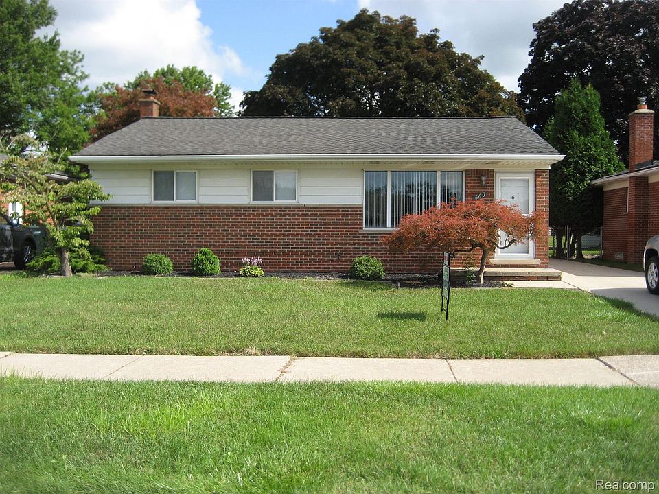1st image of 660 Cloverlawn Blvd