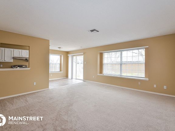 3rd image of 4942 Nuthatch St