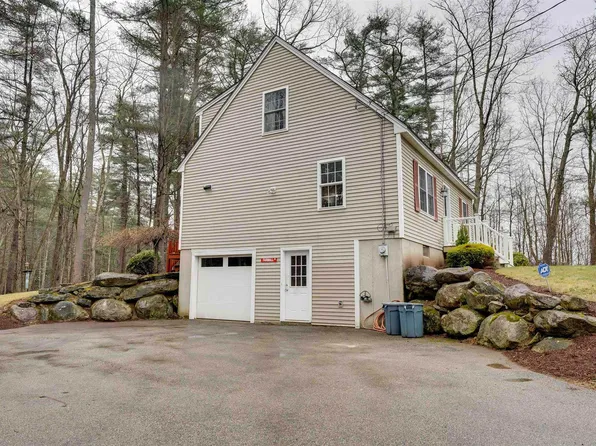 42 Prescott Road, Raymond, NH 03077