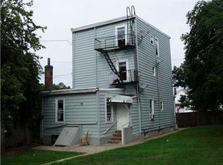 730 Charles St, Perth Amboy, NJ 08861