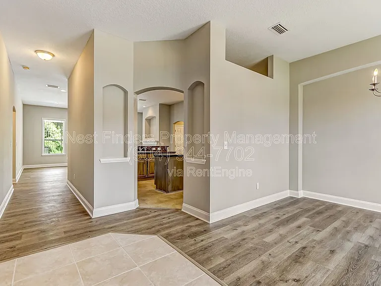 2436 Bonnie Lakes Dr — Photo 4