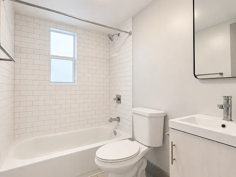 1231 NW 58th Ter — Photo 5