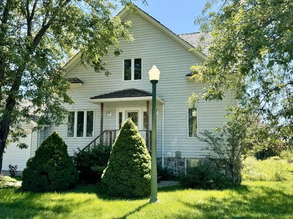 16 Petersons #2, Lewellen, NE 69147
