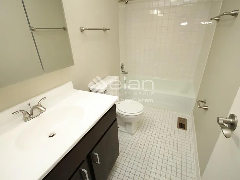 424 W Belden Ave #4E — Photo 9