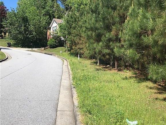 5th image of 181 Wilhelmina Dr Lot 1