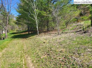 Round Knob Church Rd, West Jefferson, NC 28694