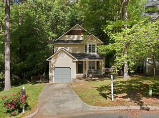 4952 Liverpool Ln, Raleigh, NC 27604
