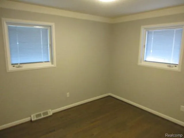 1236 Jenifer Ave — Photo 10