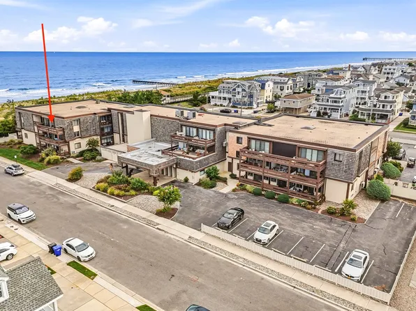 66 E 20th St #206, Avalon, NJ 08202