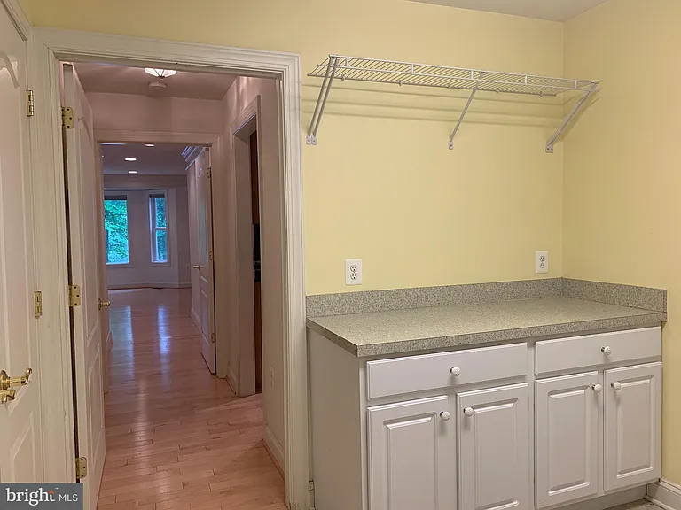 10701 Whispering Way — Photo 23