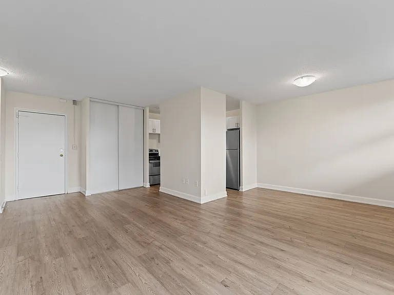 149 Henry St — Photo 13
