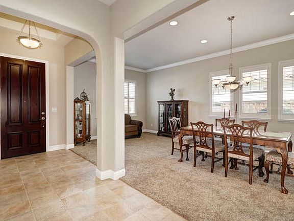 3rd image of 3510 Hazeltine Ln
