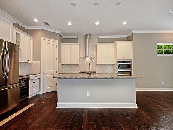 5th image of 309 S Gomez Ave #1