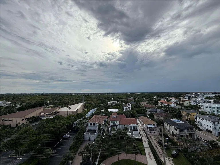 800 Ocean Dr #1104 — Photo 36