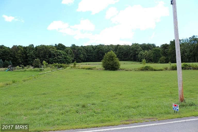 2nd image of 12415 Pleasant Valley Rd