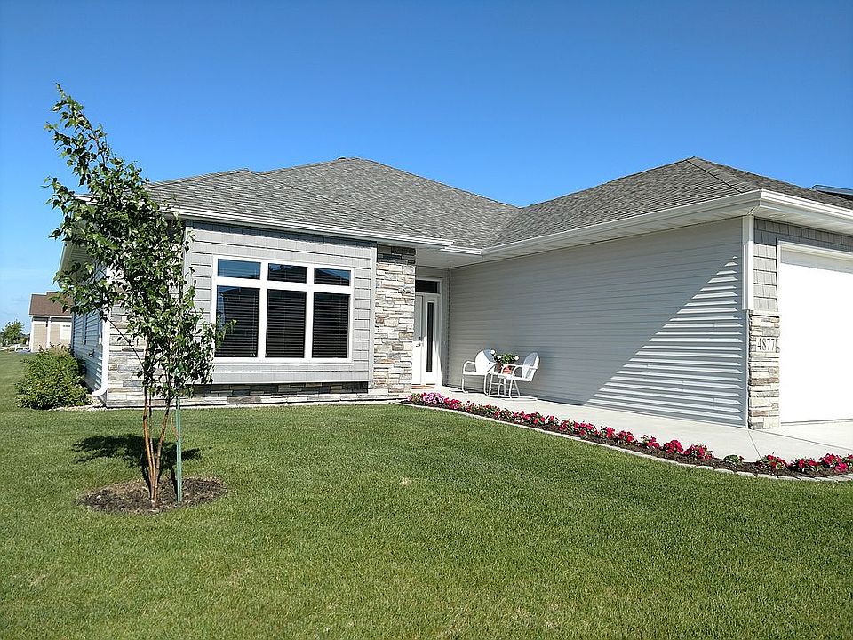 1st image of 4877 Westminster Dr