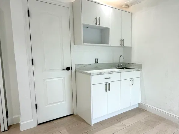 925 SW 94th Ave #1, Miami, FL 33174