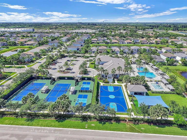 9799 Salty Bay Dr — Photo 43