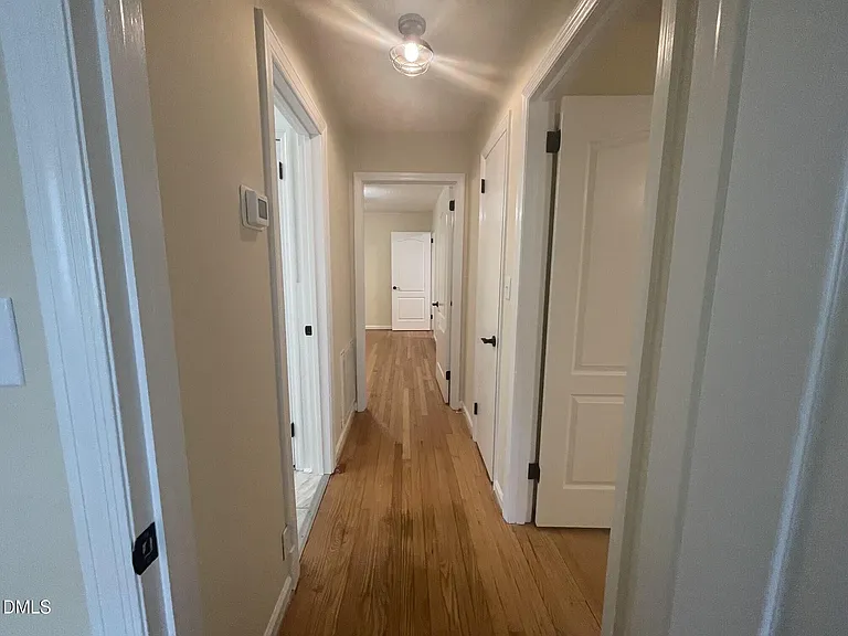 384 E Wimberly St — Photo 17
