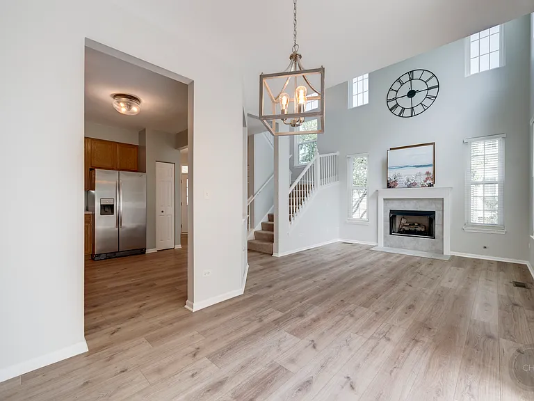 2835 White Thorn Cir — Photo 13