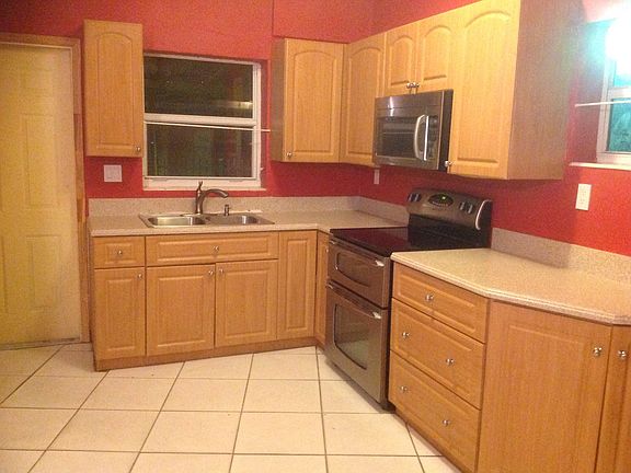 2nd image of 770 NW 171st St