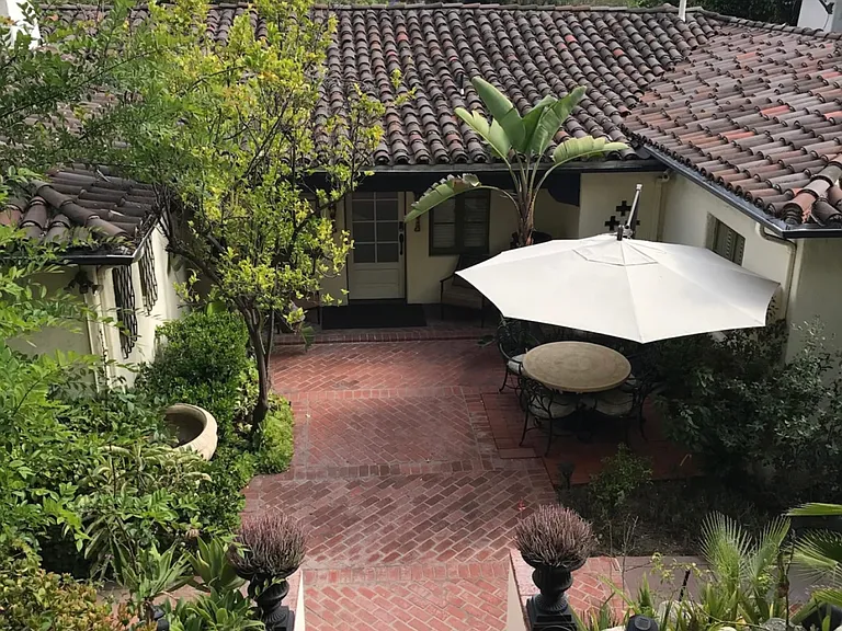 835 Huntington Garden Dr #A — Photo 28