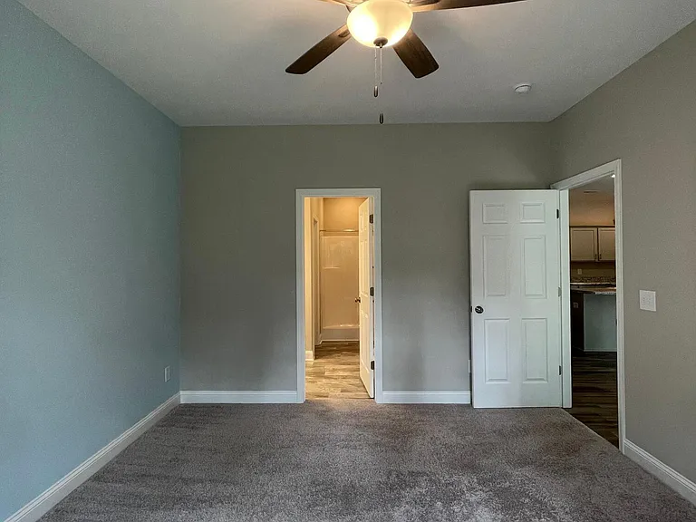1000 Onsville Dr — Photo 15