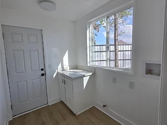 3rd image of 434 Highland Ave