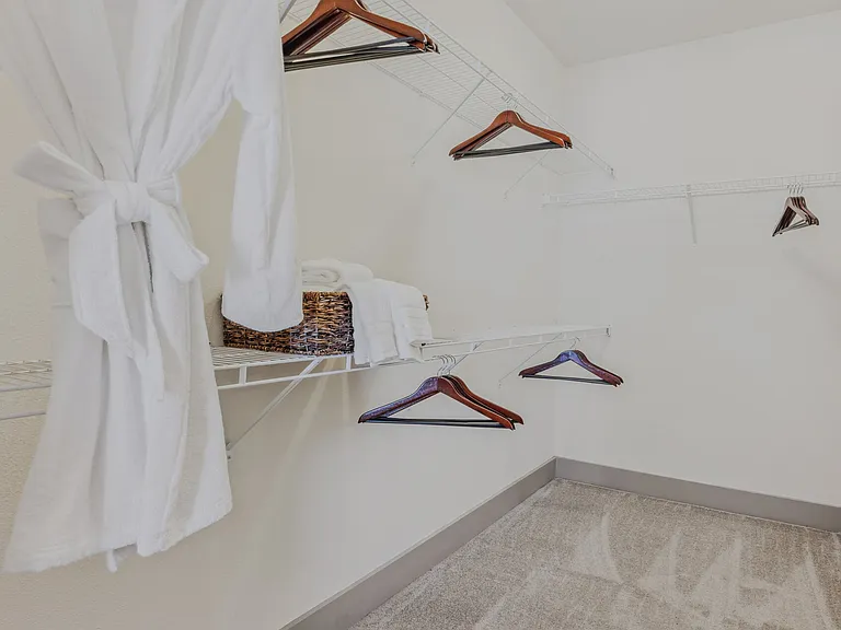 Walk-in closet