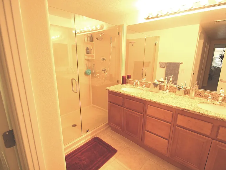 301 W G St #316 — Photo 9