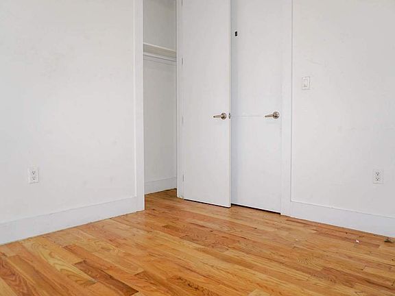 5th image of 2016 Regent Pl APT 4G