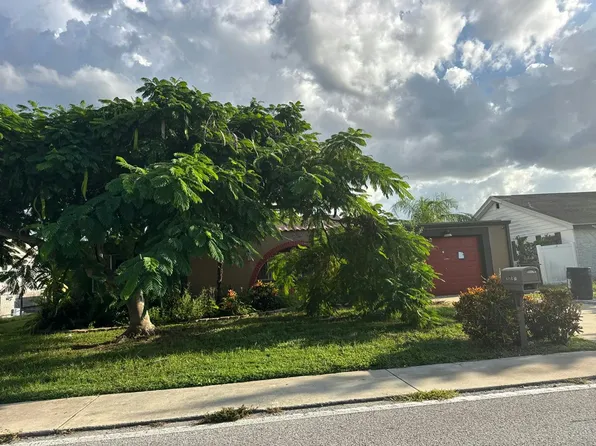 3730 Sail Dr, New Port Richey, FL 34652