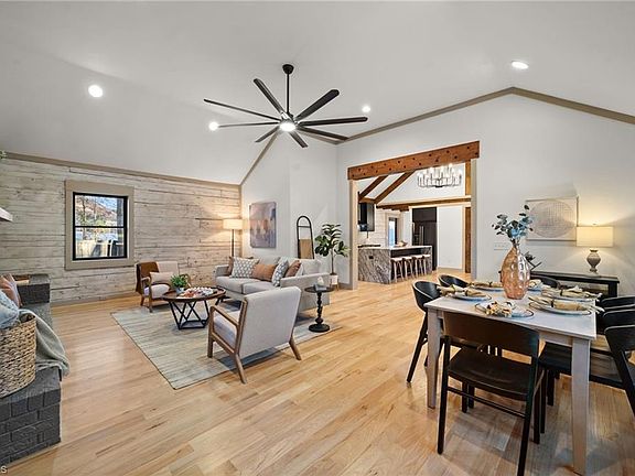 4th image of 130 Norman Rd