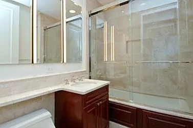 Rented by Beekman Regent Leasing 