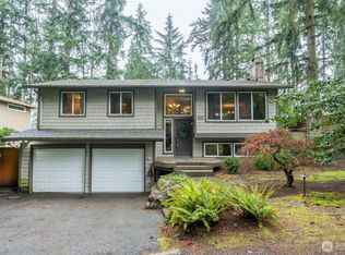 19206 11th Ave NE, Seattle, WA