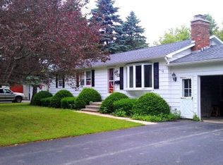 12 Stewart St, Rouses Pt, NY 12979