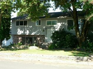 18990 Shenandoah Dr, Oregon City, OR 97045