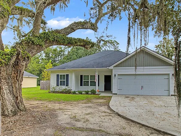 404 Talmadge Rd, Allenhurst, GA 31301