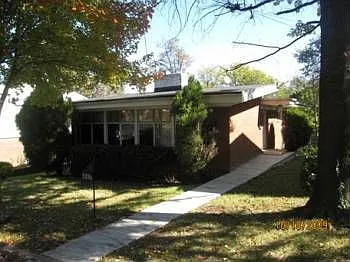 1234 45th Pl SE photo 1